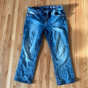 Miss Me 32 mid-rise easy crop jeans.